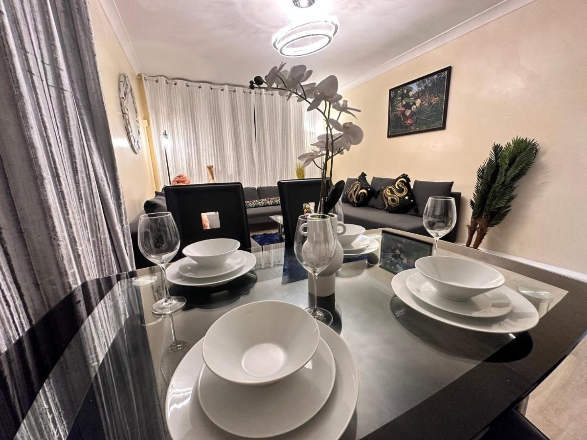 Posh 2-Bedroom, Living Room, Kitchen & 1.5 Bathroom London Kültér fotó